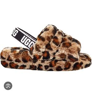 UGG fluff yeah - women’s. Brand new, in box!
